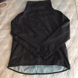 Fabletics pullover windbreaker